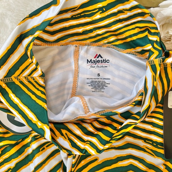 New with tags GREEN-BAY PACKERS ZUBAZ ZEBRA PRINT LEGGINGS SZ SM official NFL - Picture 5 of 5